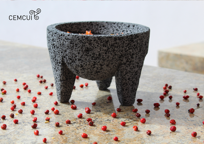 Molcajete de 18cm/in de diámetro de Piedra Volcánica Artesanal Con Diseño Tradicional