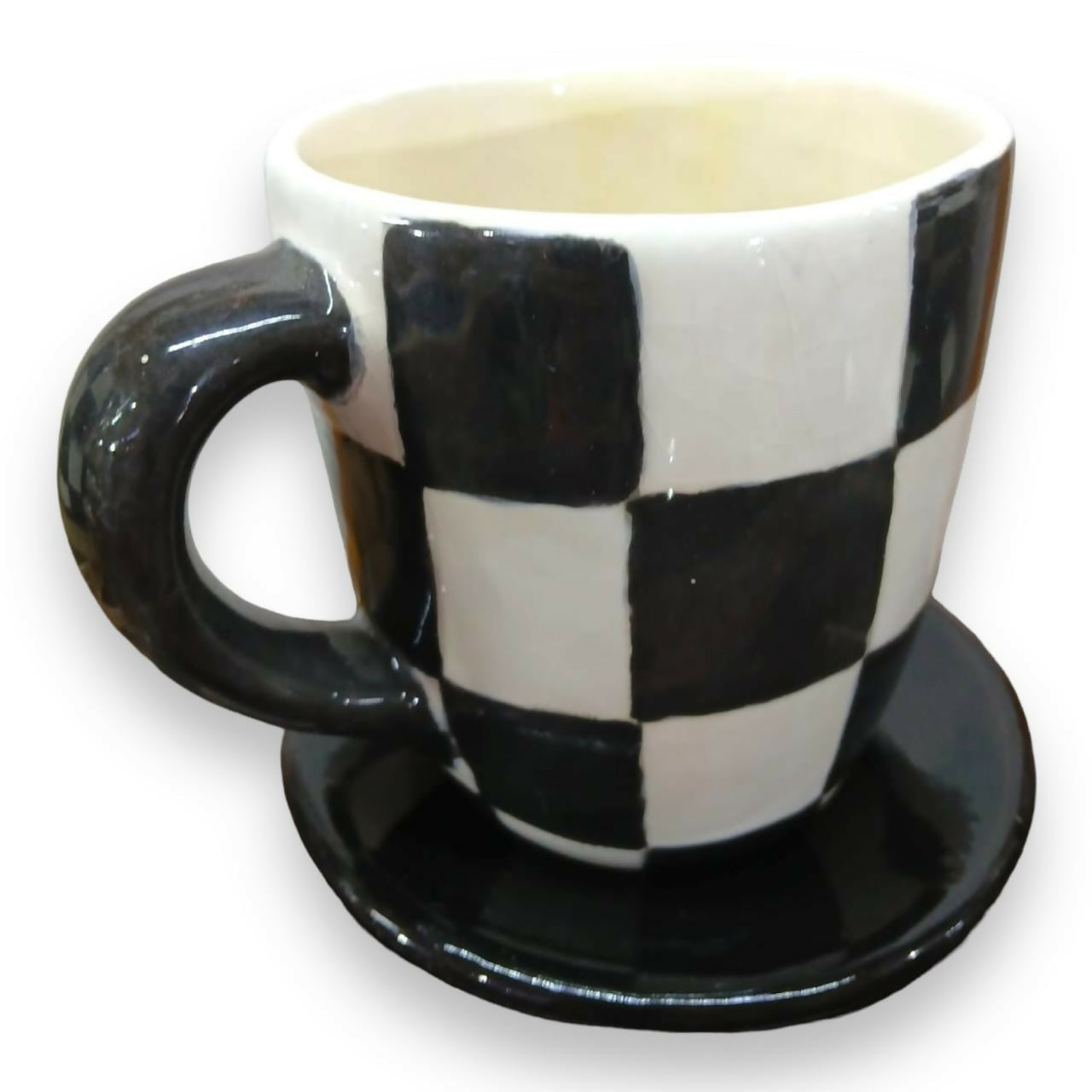 Taza de Cerámica con Diseño de Cuadros Blanco y Negro