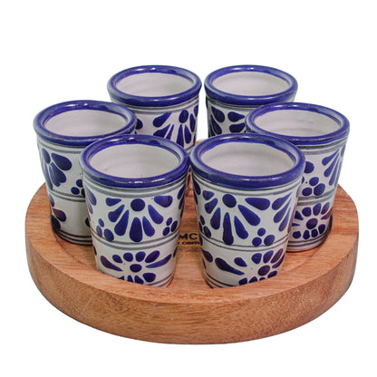 Set de 6 tequileros de talavera con base de madera redonda