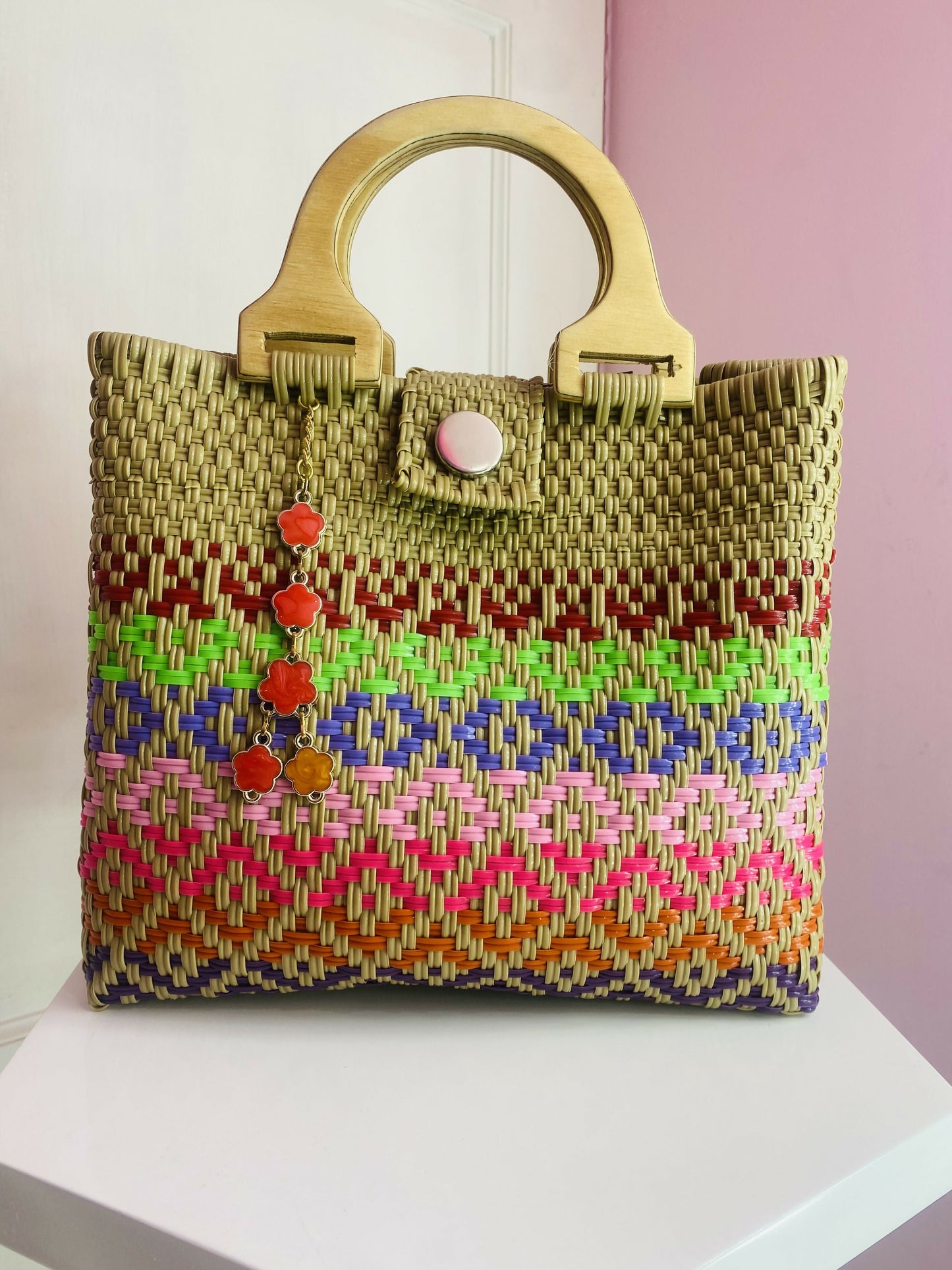 Bolsa artesanal Mediana con asa de madera (café, rojo, verde)