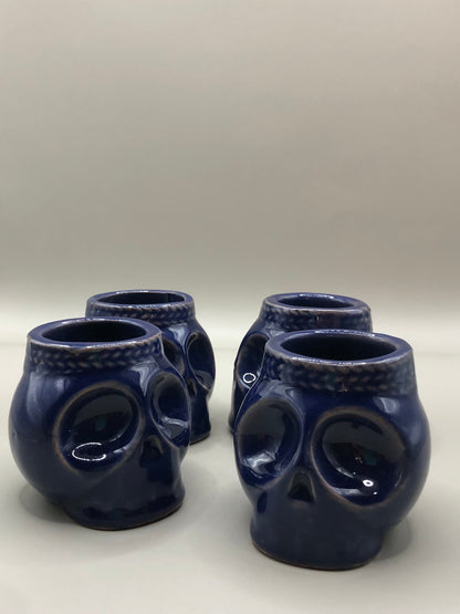 Set de 4 Vasos Mezcaleros/Tequileros en Forma de Calavera – Inspirados en el Folclore Mexicano