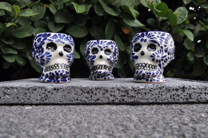 Juego de 3 Caballitos de 2oz (59ml) de Talavera en forma de Calavera Sin Base