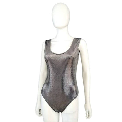 Traje de baño acero