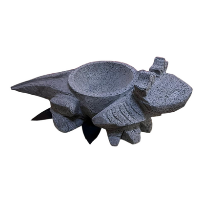 Molcajete en Forma de Ajolote 60 cm de largo x 28 cm de Largo