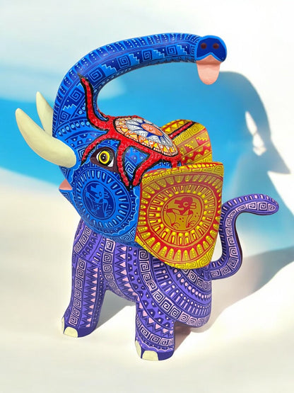 Alebrije Elefante: Arte Oaxaqueño
