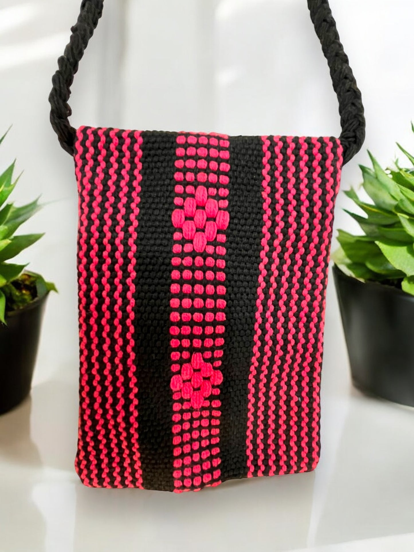 Bolsa de Mano Tejida