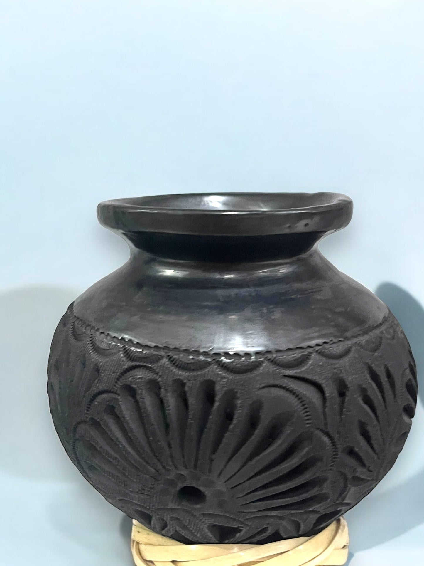 Jarro de Barro Negro: Artesanía Oaxaqueña
