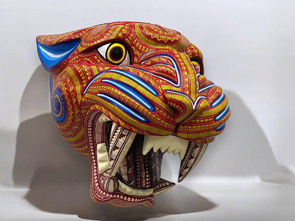 Máscara Artesanal de Jaguar Rojo: Alebrije de Oaxaca