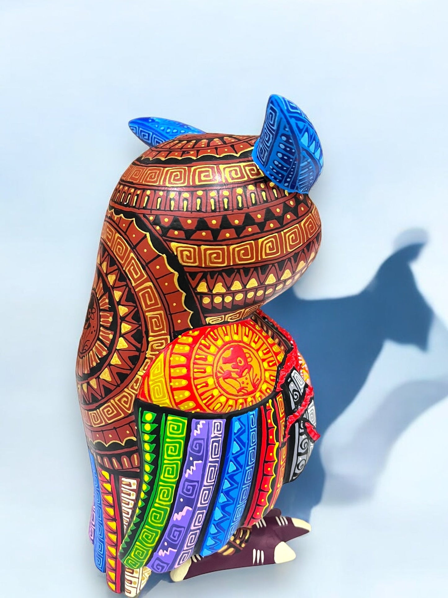 Búho Azul y Naranja