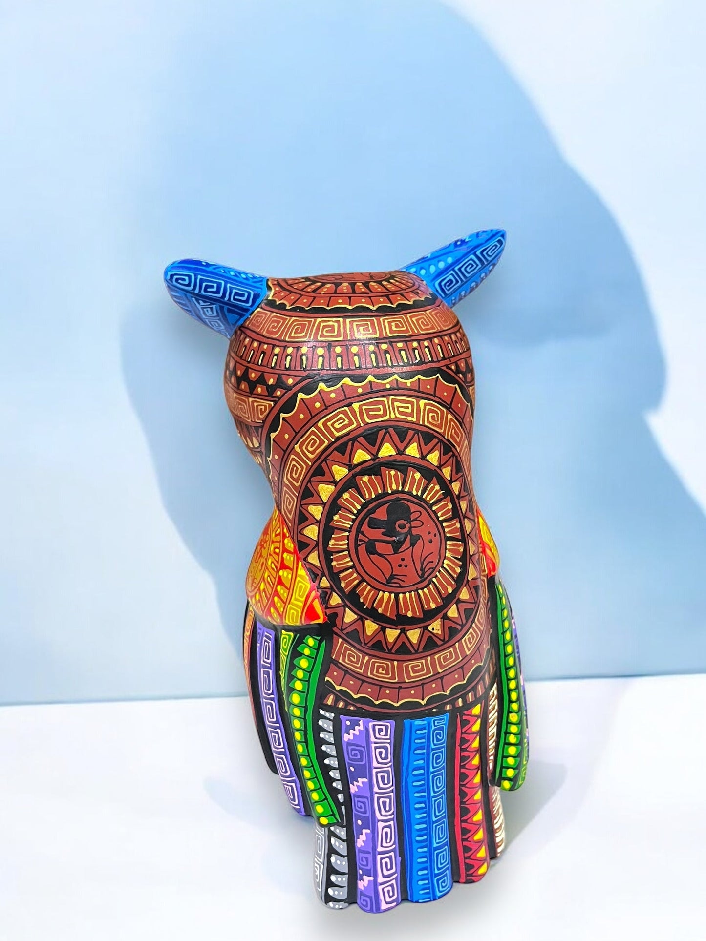 Búho Azul y Naranja