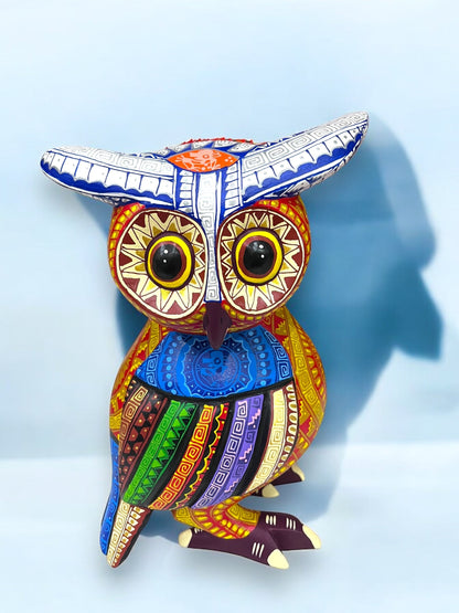 Búho Multicolor