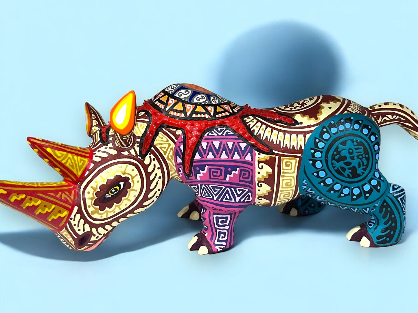Alebrije de Rinoceronte Multicolor