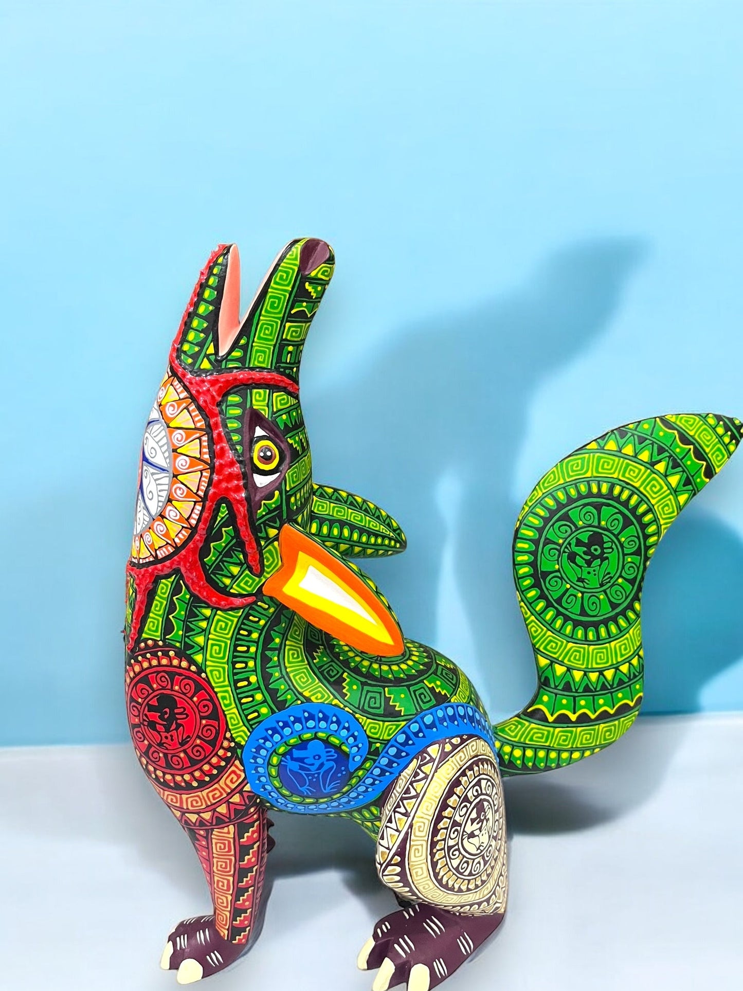 Alebrije de Lobo Aullando