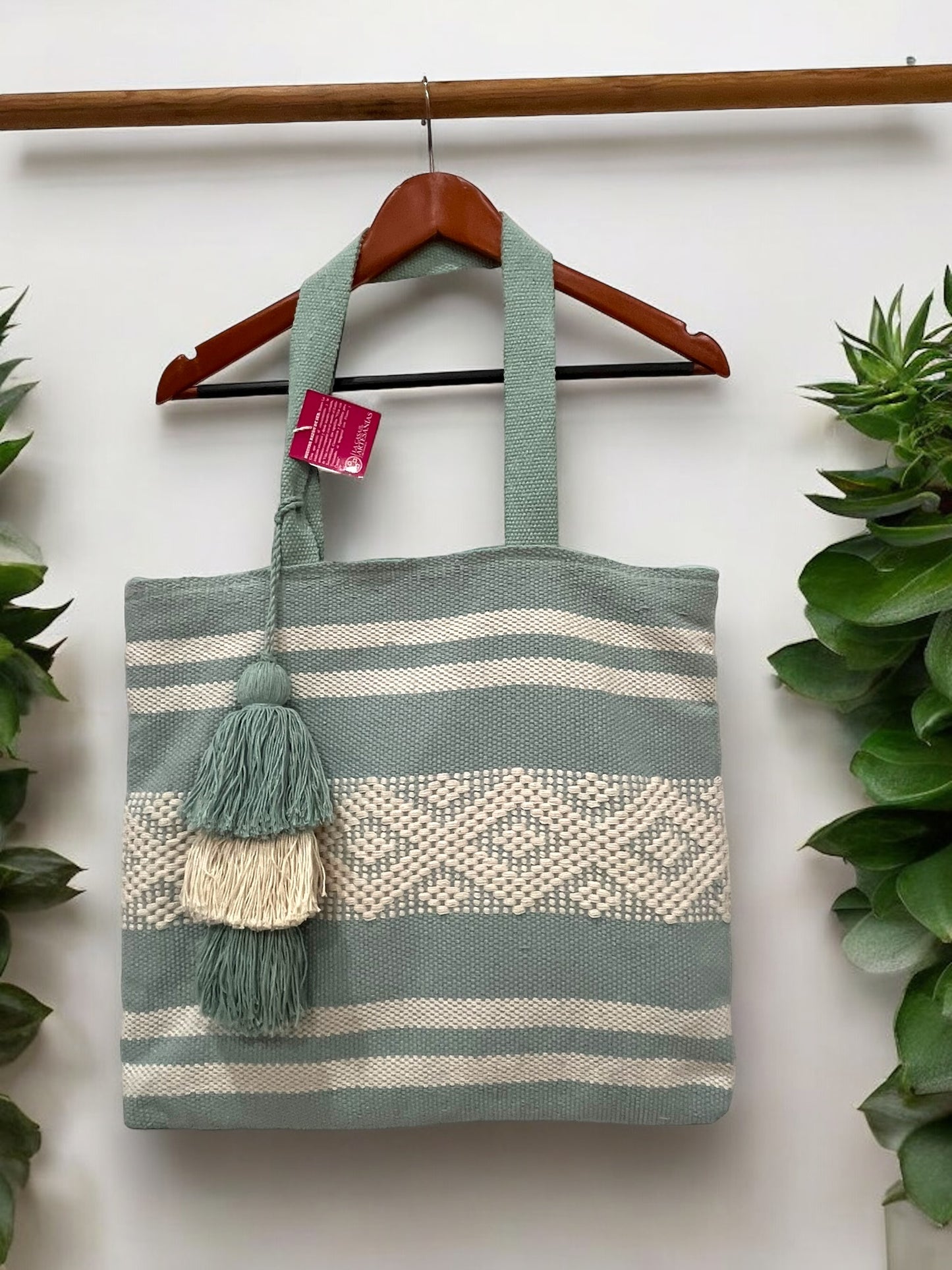 Bolso Tote Artesanal con Flecos