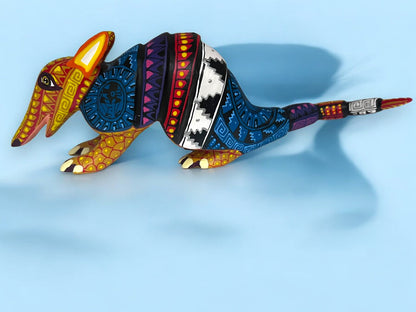 Armadillo en Tonos Amarillo y Multicolor