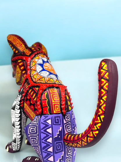 Alebrije de Perro Colorido con Patrones Geométricos