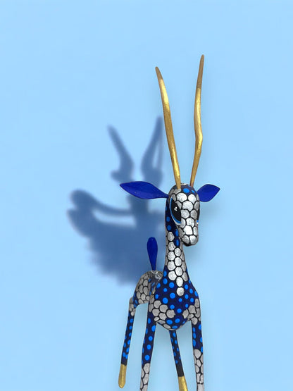Alebrije Gacela Pintada a Mano color metalico