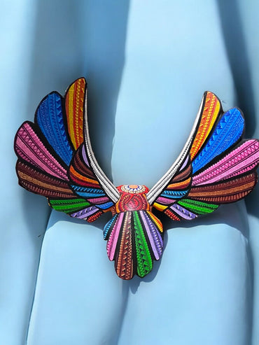 Alebrije de Búho con Alas Largas y Colores Multicolores