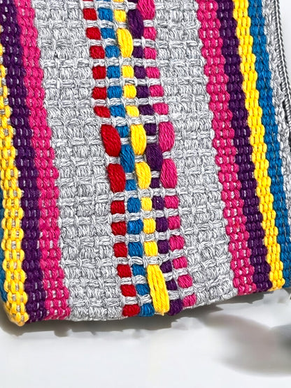 Monedero Tejido Multicolor en Tonos Grises