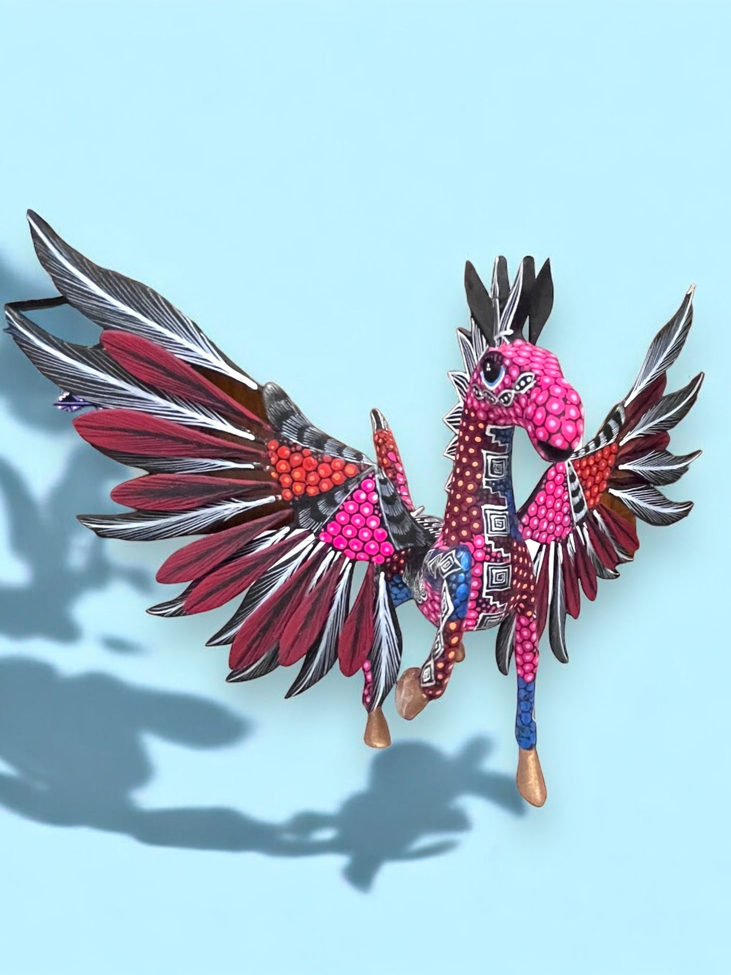Alebrije de Caballo Alado con Detalles Rojos y Negros