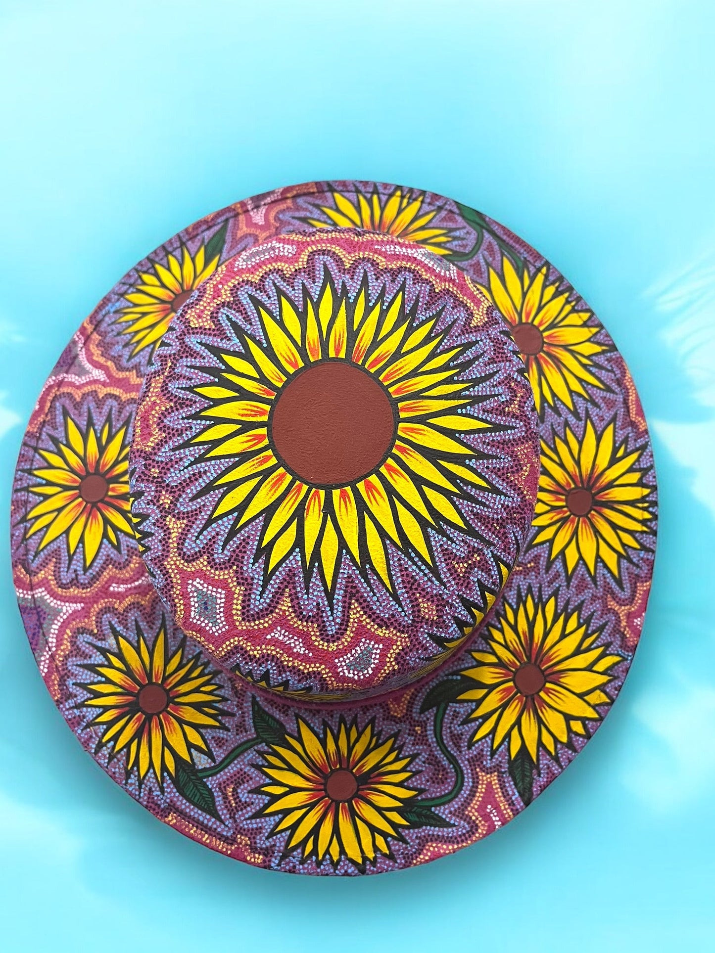 Sombrero Artesanal con Diseño de Girasoles