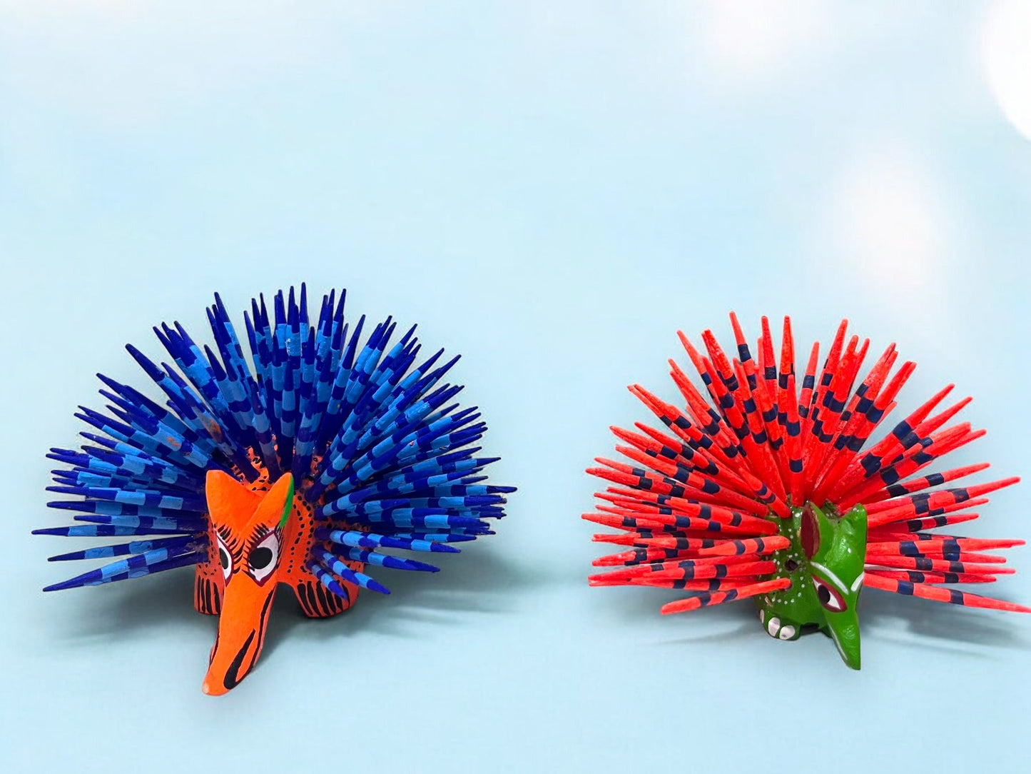 Conjunto de Figuras Artesanales de Puercoespines