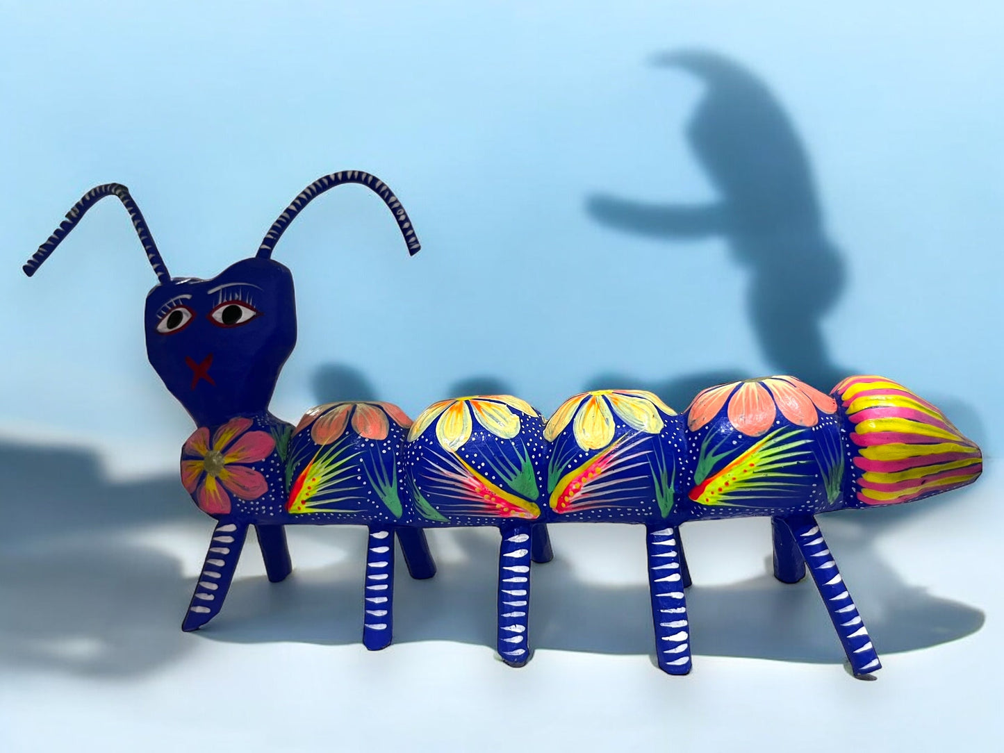 Ciempiés Artesanal de Madera