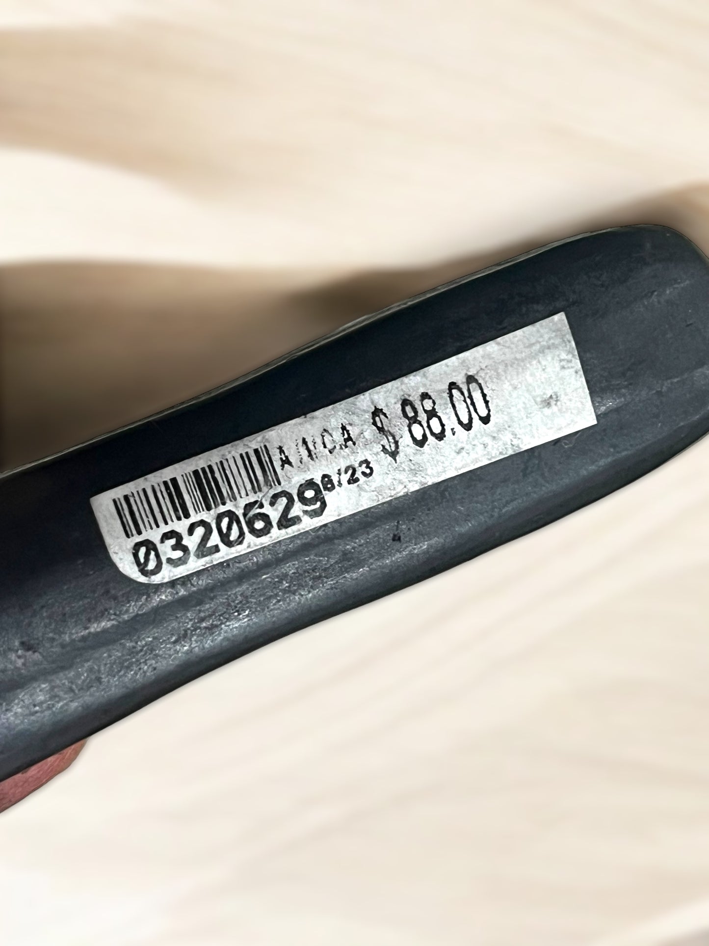 Cuchara de Barro Negro con Detalles Tallados