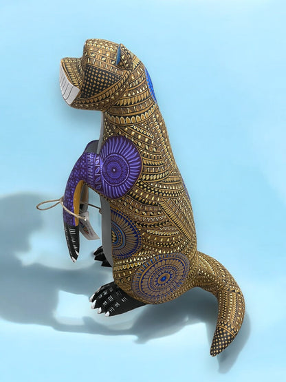 Figura Artesanal de Nutria con Detalles Geométricos y Colores Vibrantes