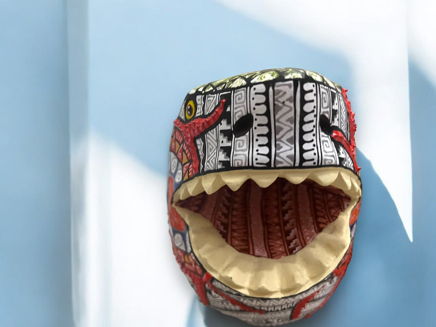 Alebrije de Tiburón con Diseños Intrincados