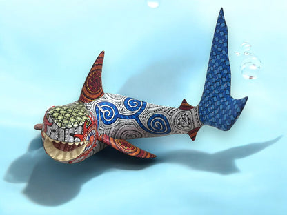 Alebrije de Tiburón con Diseños Intrincados