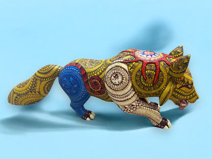 figura de madera de Lobo Alebrije