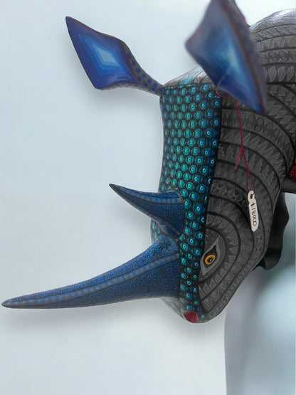 figura de madera de Rinoceronte Alebrije