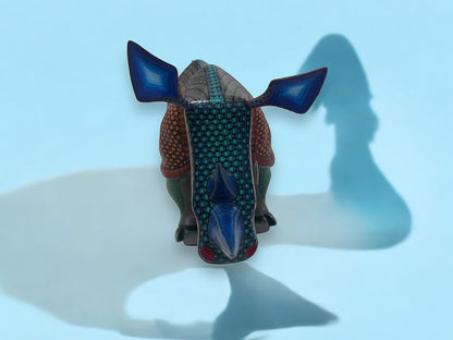 figura de madera de Rinoceronte Alebrije