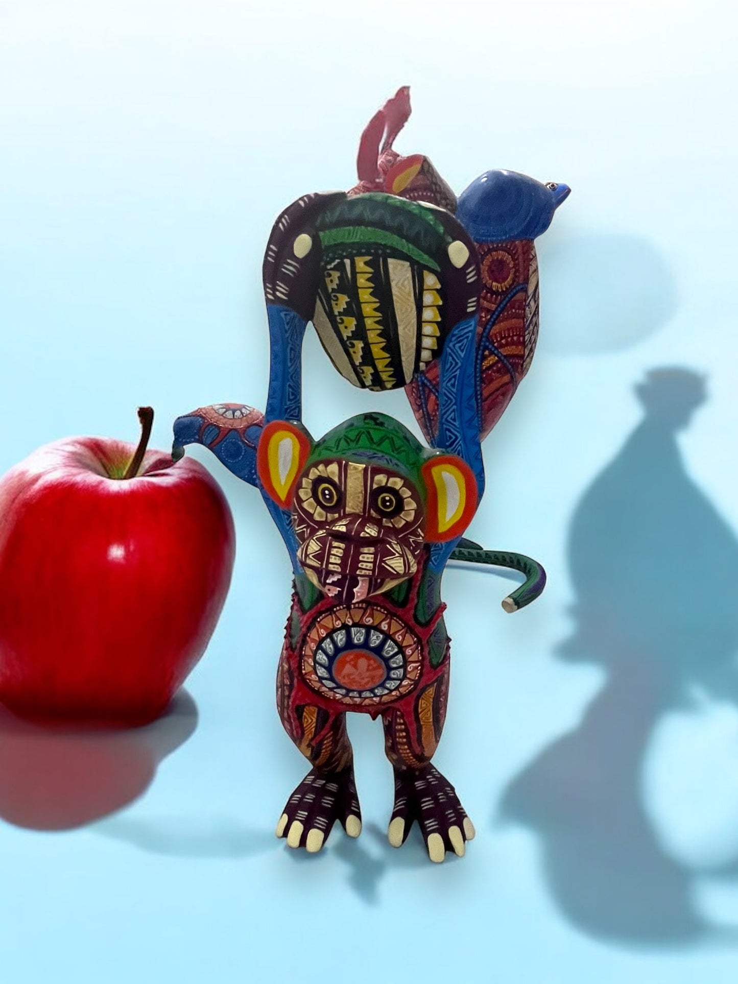 figura de madera de Mono Alebrije