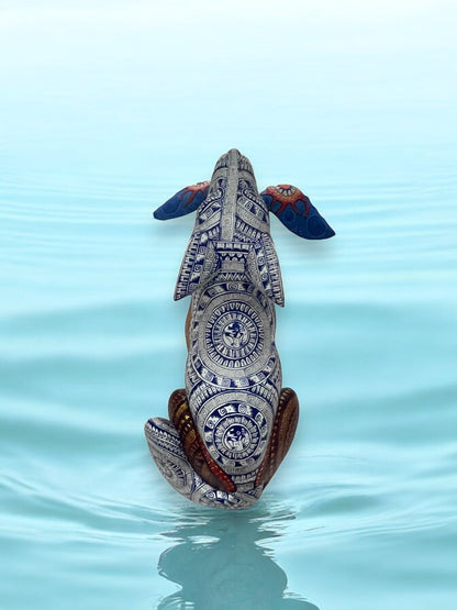 figura de madera de Loba Alebrije gris