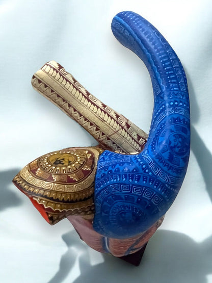 figura de madera de Alebrije en Forma de corazón