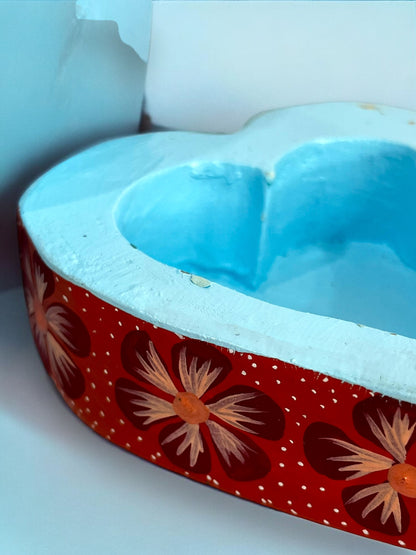 Caja Corazón Pintada a Mano