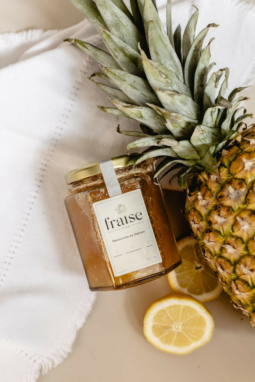 Mermelada de piña y limón amarillo