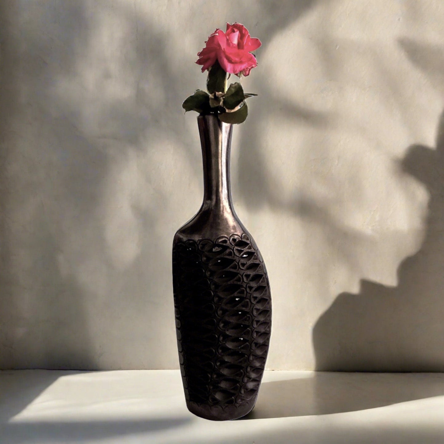 Hecho al Ordenar Hermosa maceta Alta de barro negro hecha a mano, arcilla negra de 25 x 11 cm